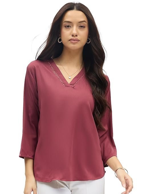 d1-2-4.jpg Printed Top with Contrast Tipping – Stylish Ethnic & Western Tops for Women – Summer Travel Wear, Trendy Tops for Jeans, Lightweight & Comfortable Casual Wear - Image 1